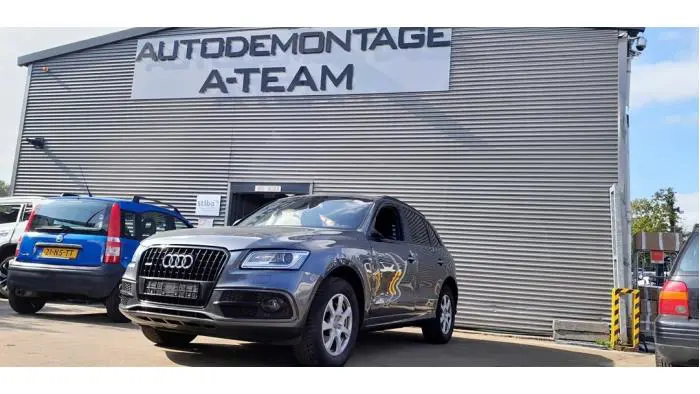 Vitre portière 4portes arrière gauche Audi Q5