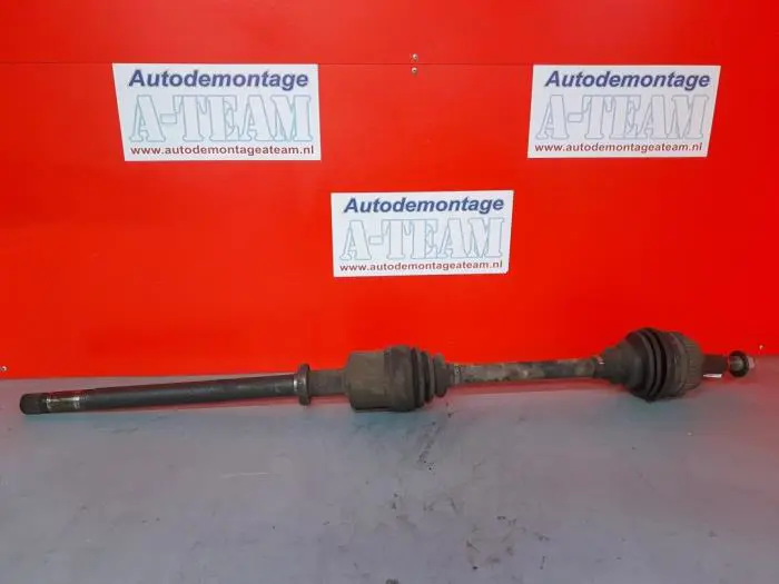 Arbre de transmission avant droit Nissan Interstar