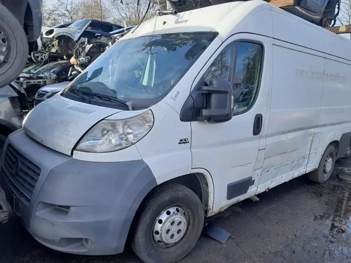 Etrier de frein (pince) avant droit Fiat Ducato