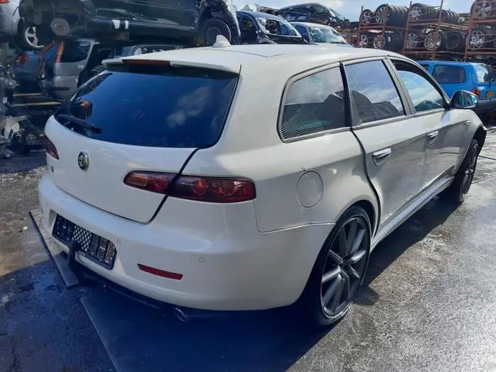 Feu arrière droit Alfa Romeo 159