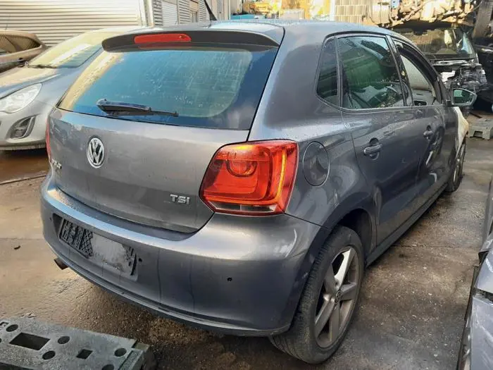 Feu arrière droit Volkswagen Polo