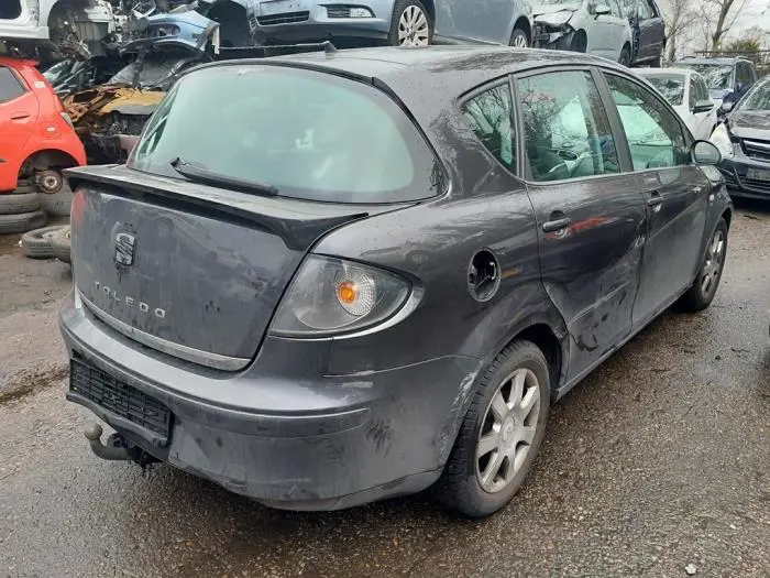 Etrier de frein (pince) arrière droit Seat Toledo