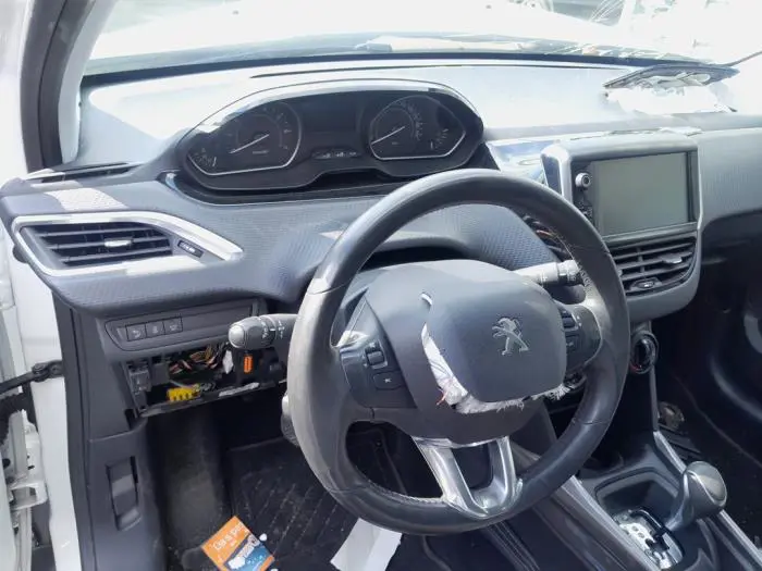 Volant Peugeot 2008