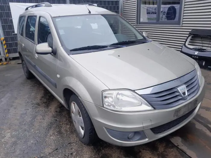 Aile avant droite Dacia Logan