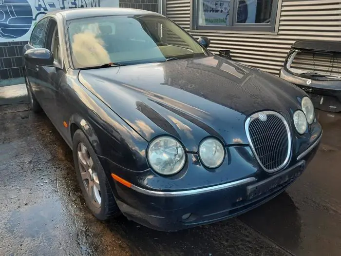 Joint avant droit Jaguar S-Type