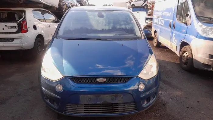 Faux châssis Ford S-Max