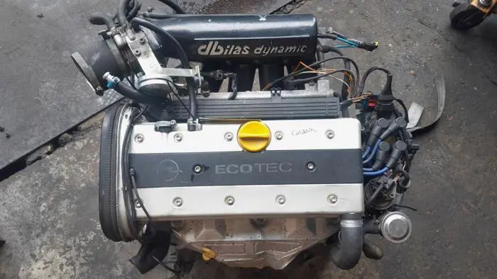 Moteur Opel Calibra