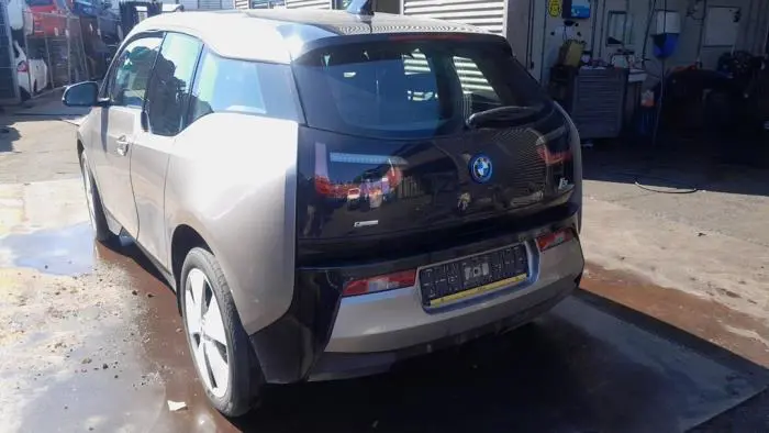 Feu arrière gauche BMW I3