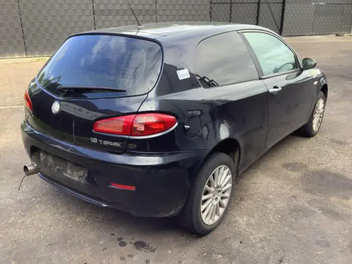 Pare-chocs arrière Alfa Romeo 147