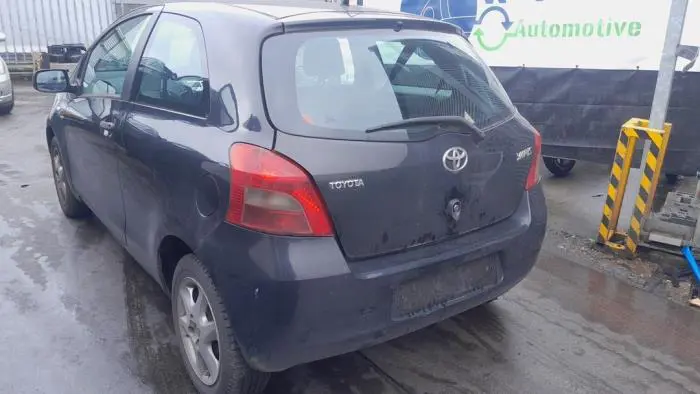 Feu arrière gauche Toyota Yaris