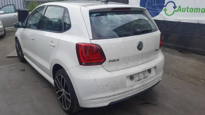 Feu arrière gauche Volkswagen Polo