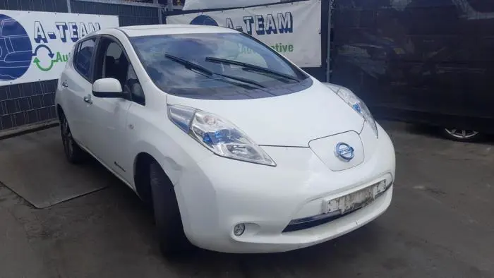 Phare droit Nissan Leaf