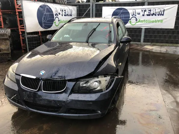 Jupe droite BMW 3-Série