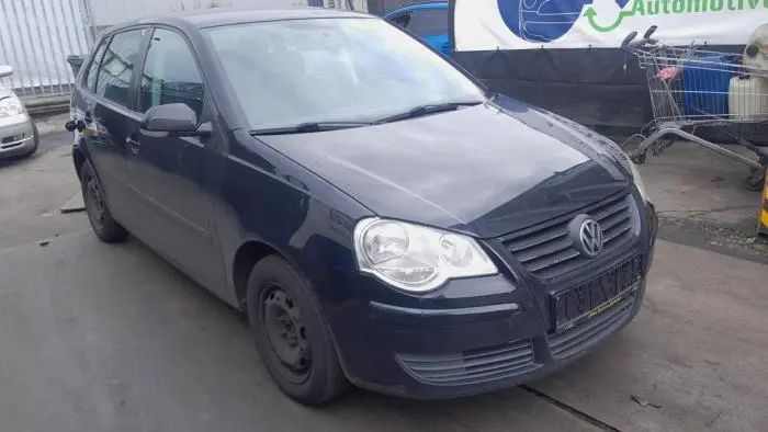 Aile avant droite Volkswagen Polo