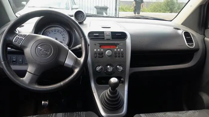 Pédale d'accélérateur Opel Agila