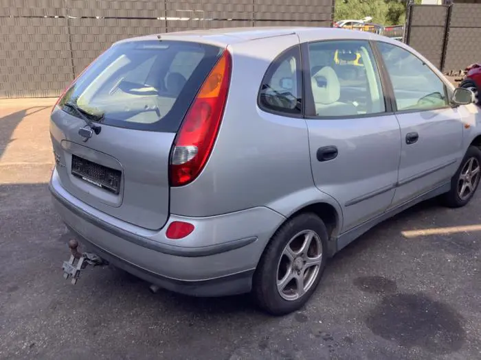 Pare-chocs arrière Nissan Almera Tino