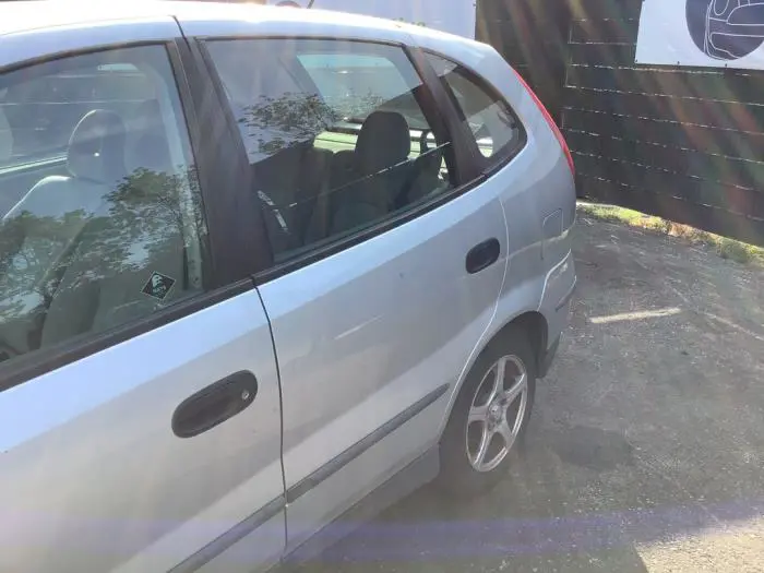 Portière 4portes arrière gauche Nissan Almera Tino