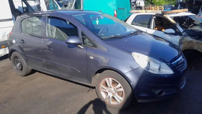 Aile avant droite Opel Corsa