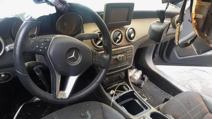 Panneau de commandes chauffage Mercedes CLA