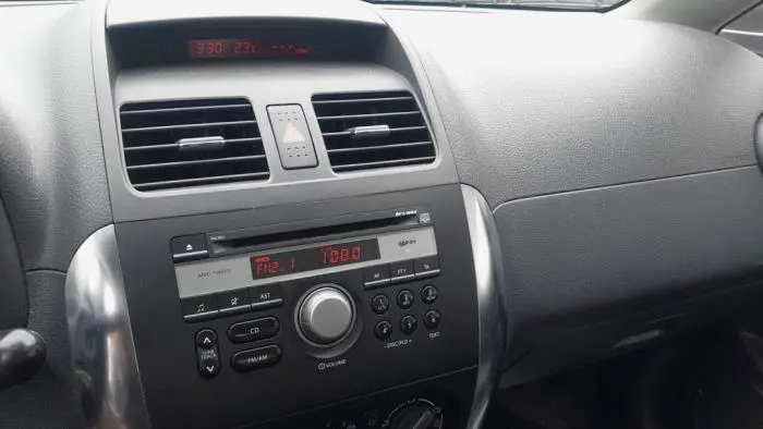 Radio/Lecteur CD Suzuki SX-4