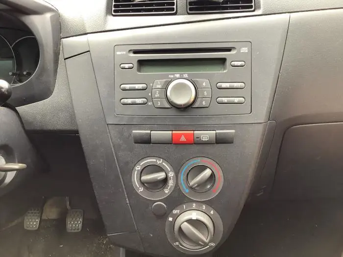 Radio/Lecteur CD Daihatsu Cuore