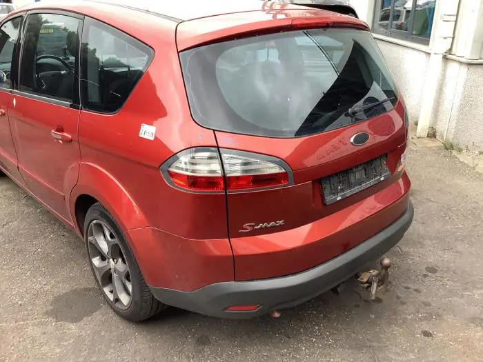 Feu arrière gauche Ford S-Max