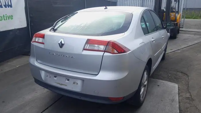 Feu arrière droit Renault Laguna