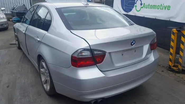 Etrier de frein (pince) arrière gauche BMW 3-Série