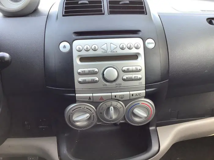 Radio CD Speler Daihatsu Sirion