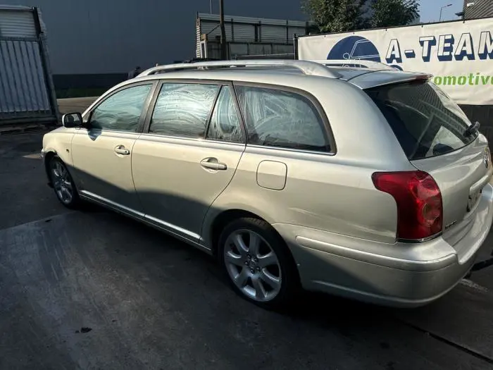 Clapet réservoir Toyota Avensis