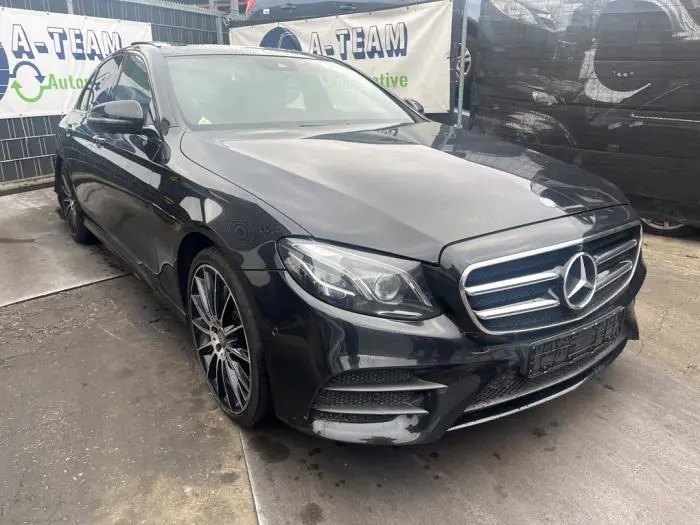 Joint avant droit Mercedes E-Klasse