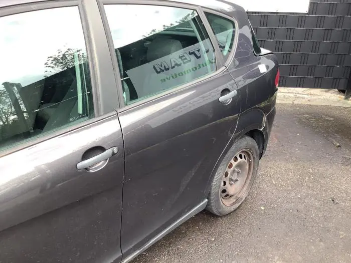 Portière 4portes arrière gauche Seat Toledo