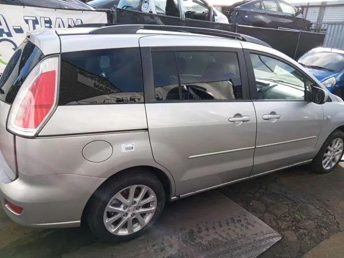 Porte coulissante droite Mazda 5.