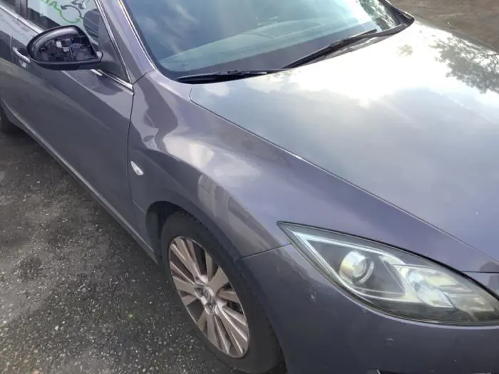 Aile avant droite Mazda 6.