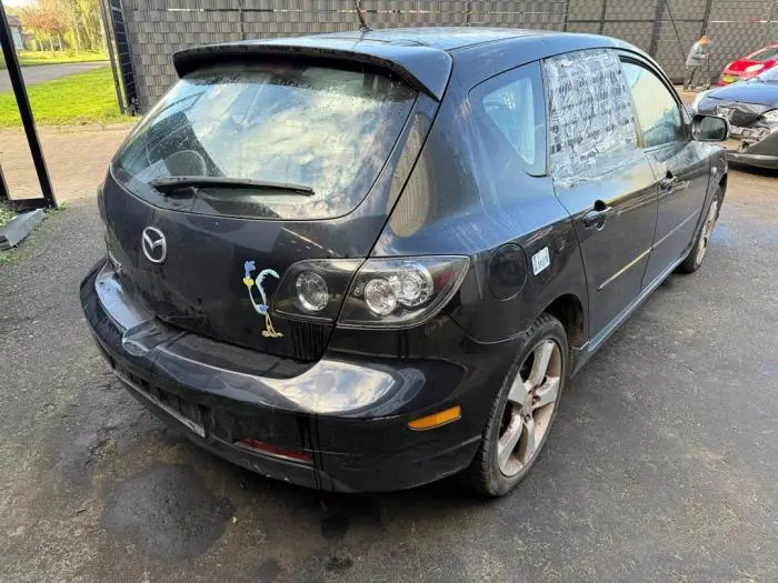 Hayon Mazda 3.