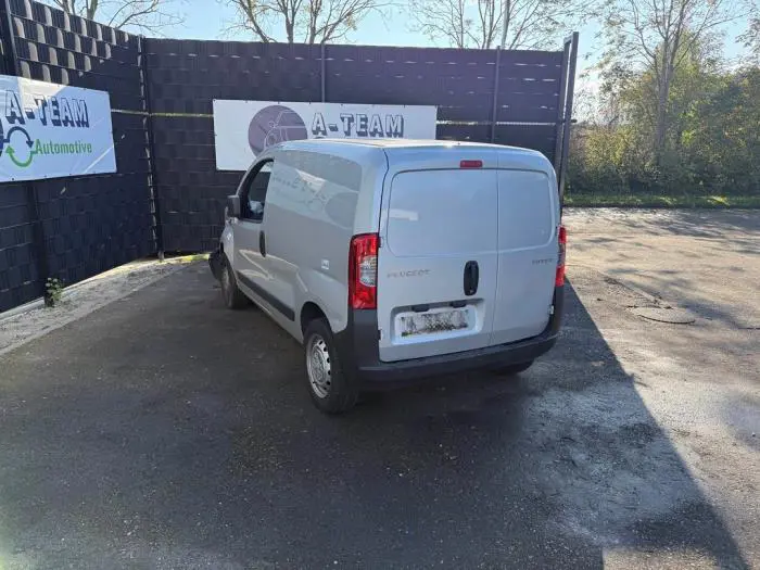 Feu arrière gauche Peugeot Bipper