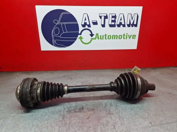 Arbre de transmission avant gauche Volkswagen Caddy