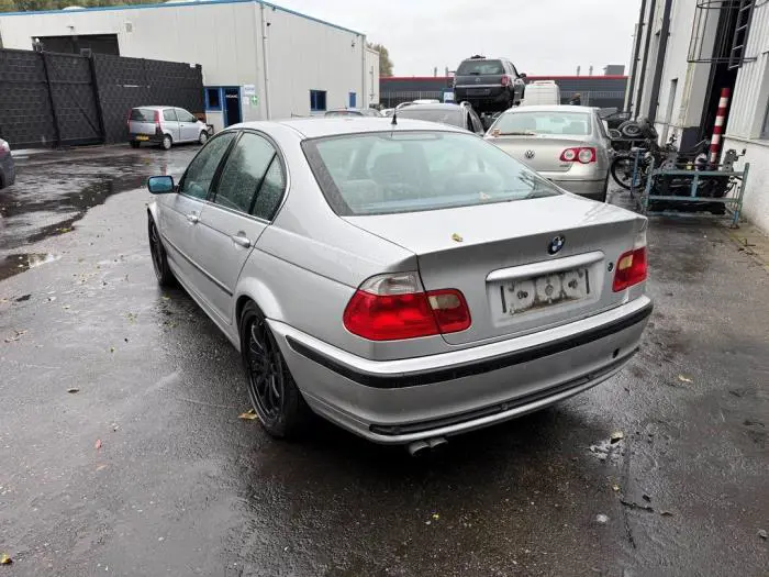 Feu arrière gauche BMW 3-Serie