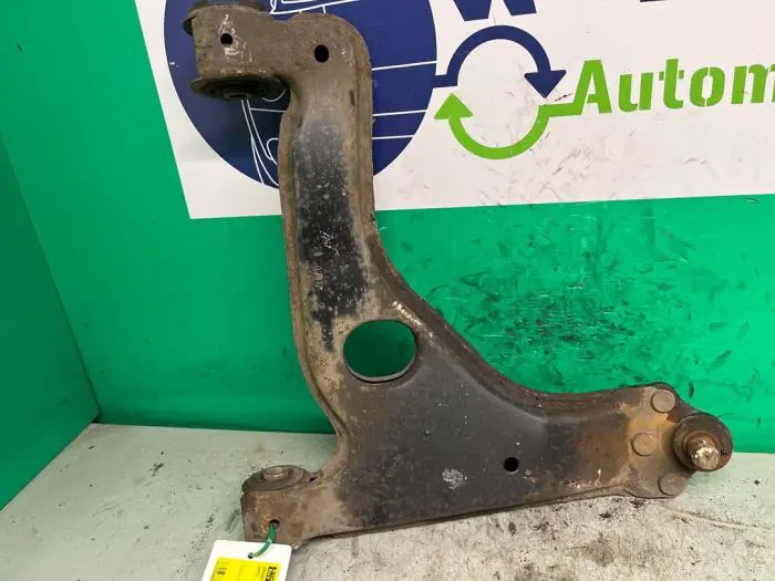 Bras de suspension avant gauche Opel Astra H 04-