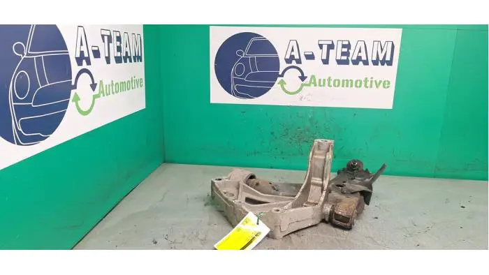 Bras de suspension avant gauche Volkswagen Fox 05-