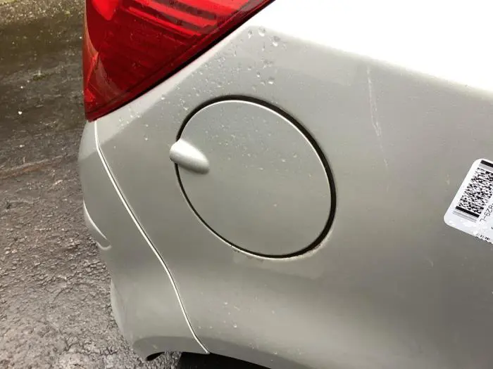 Clapet réservoir Opel Corsa