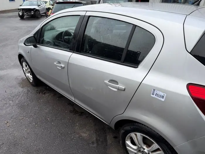 Portière 4portes avant gauche Opel Corsa