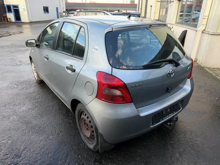 Feu arrière gauche Toyota Yaris