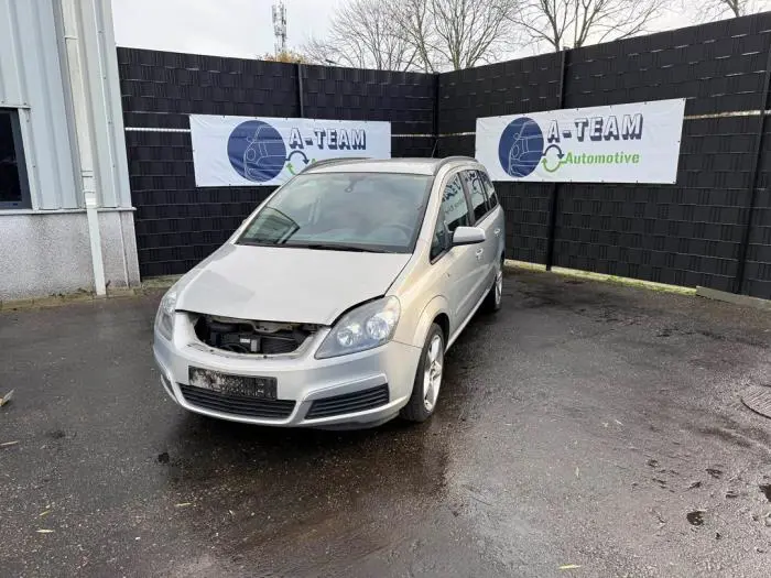 Ceinture de sécurité arrière gauche Opel Zafira B