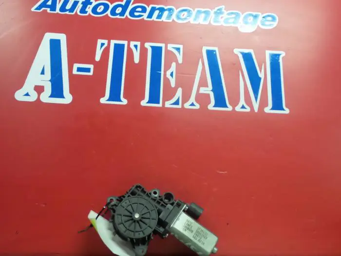 Moteur de vitre portière Fiat Stilo