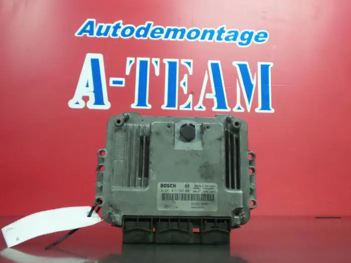 Ordinateur gestion moteur Renault Megane