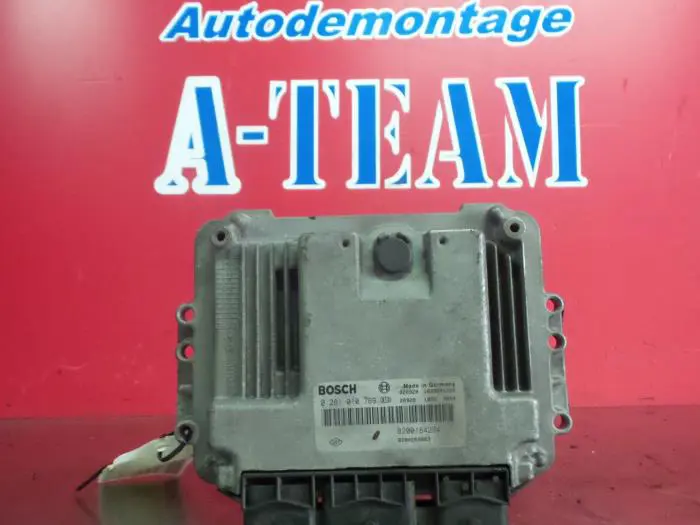 Ordinateur gestion moteur Renault Laguna